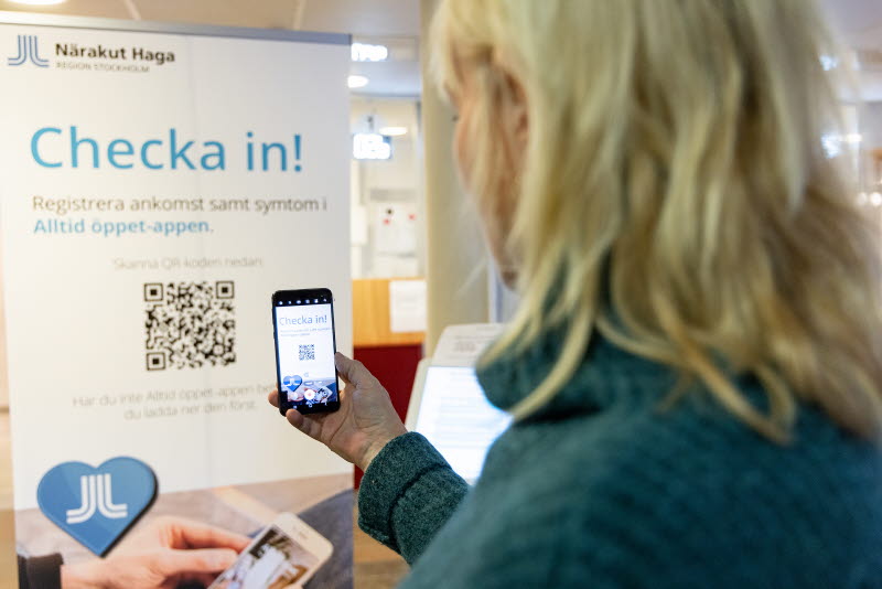 Patient scannar QR-kod till Alltid öppet